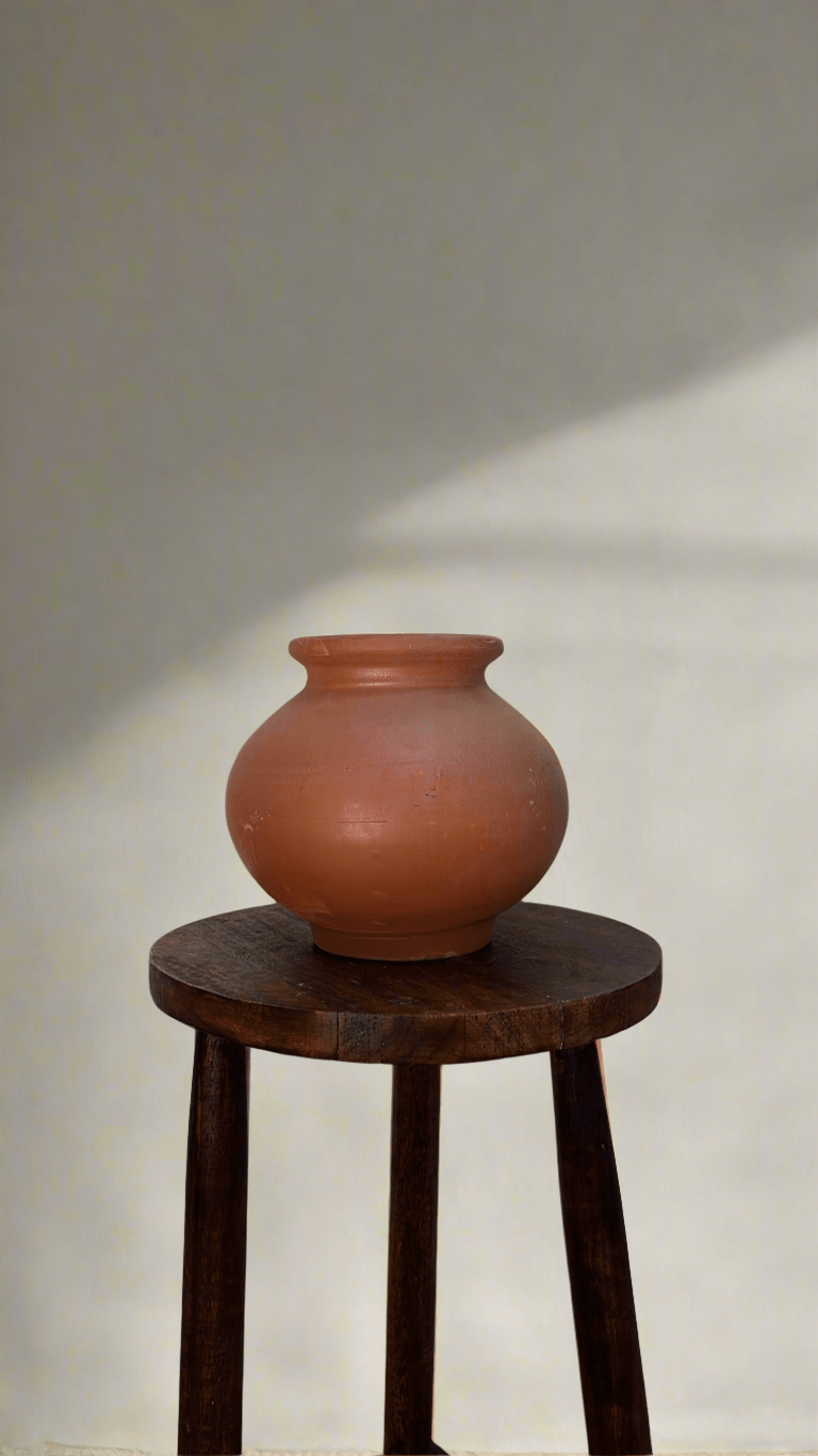Kashi Handcrafted Terracotta Vase - TSL Co